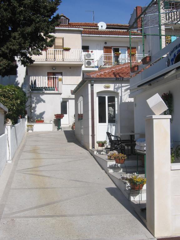 Apartments Marjanovic Bol Exterior photo
